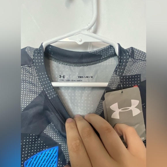 Under armor t shirt - Picture 3 of 3